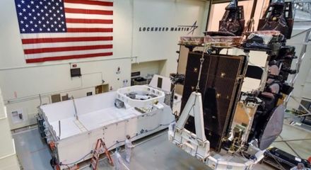 宇宙簡訊 洛馬獲美軍保密通信衛星大單，俄羅斯布局新一代導航，火箭院發明展奪金銀